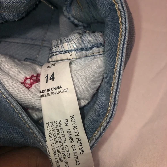 Jeans - Picture 2 of 7